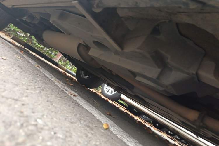 Used Toyota RAV4 2016 2.5L Automatic 4x4 Elite Edition Chassis Front Right
