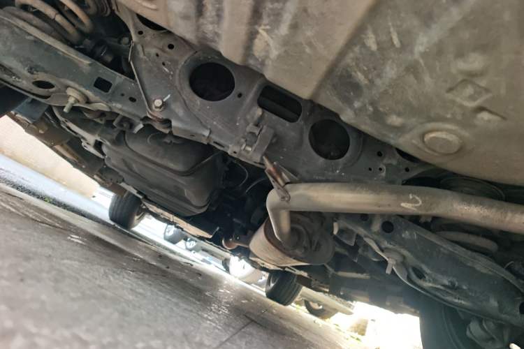 Used Toyota RAV4 2016 2.0L CVT Two-Wheel Drive Fashion Edition China V Standard Chassis Rear