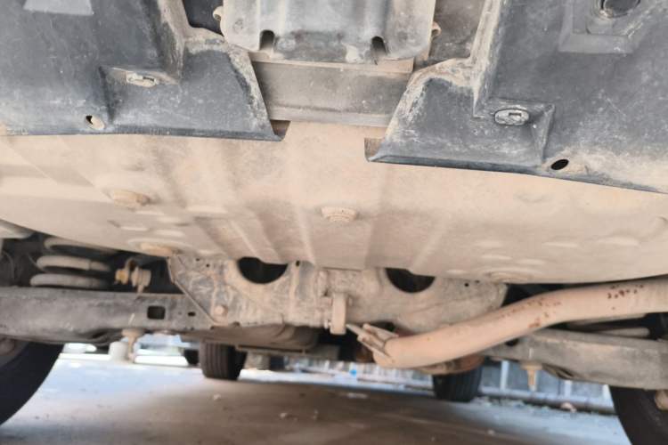 Used Toyota RAV4 2016 2.0L CVT Two-Wheel Drive Fashion Edition China V Standard Chassis Rear