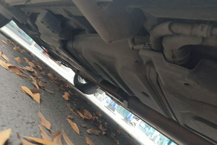 Used Toyota RAV4 2016 2.5L Automatic 4x4 Elite Edition Chassis Rear Left