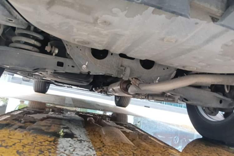 Used Toyota RAV4 2016 2.0L CVT Two-Wheel Drive Fashion Edition China V Standard Chassis Rear