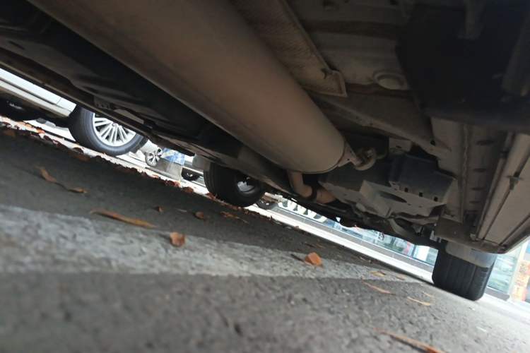 Used Toyota RAV4 2016 2.5L Automatic 4x4 Elite Edition Chassis Rear Right