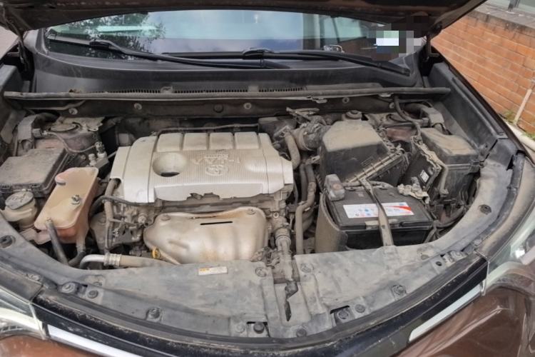 Used Toyota RAV4 2016 2.5L Automatic 4x4 Elite Edition Engine Bay