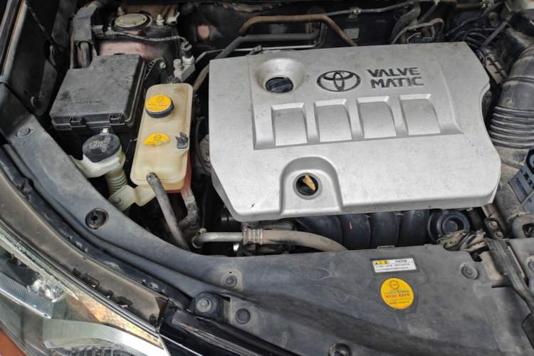 Used Toyota RAV4 2016 2.0L CVT Two-Wheel Drive Fashion Edition China V Standard Engine Bay Right