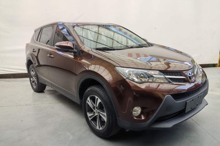 Used Toyota RAV4 2016 2.0L CVT Two-Wheel Drive Urban Edition China V Standard Exterior 1