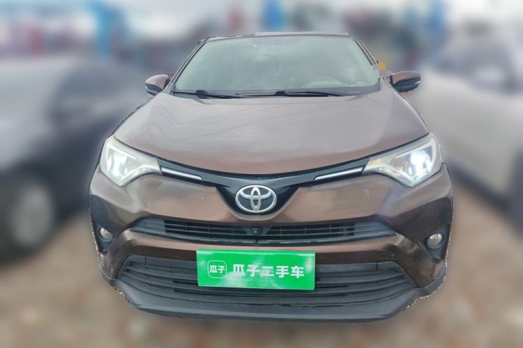 Used Toyota RAV4 2016 2.0L CVT Two-Wheel Drive Fashion Edition China V Standard Front