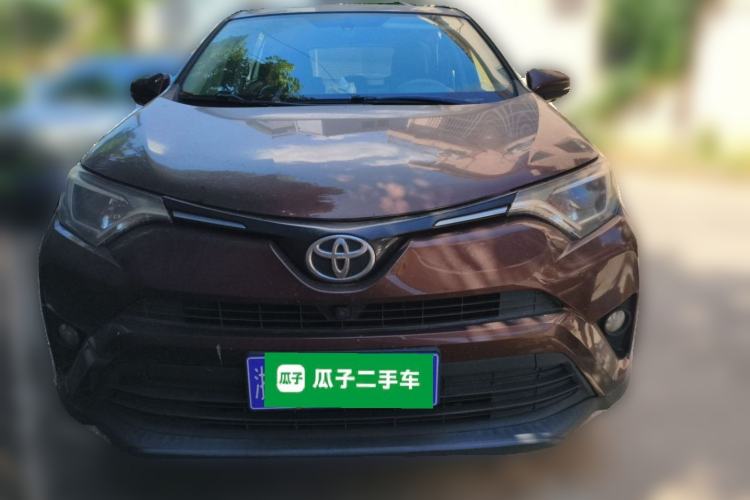 Used Toyota RAV4 2016 2.0L CVT Two-Wheel Drive Fashion Edition China V Standard Front