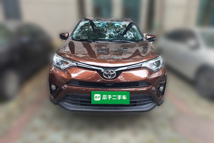 Used Toyota RAV4 2016 2.0L CVT Two-Wheel Drive Fashion Edition China V Standard Front