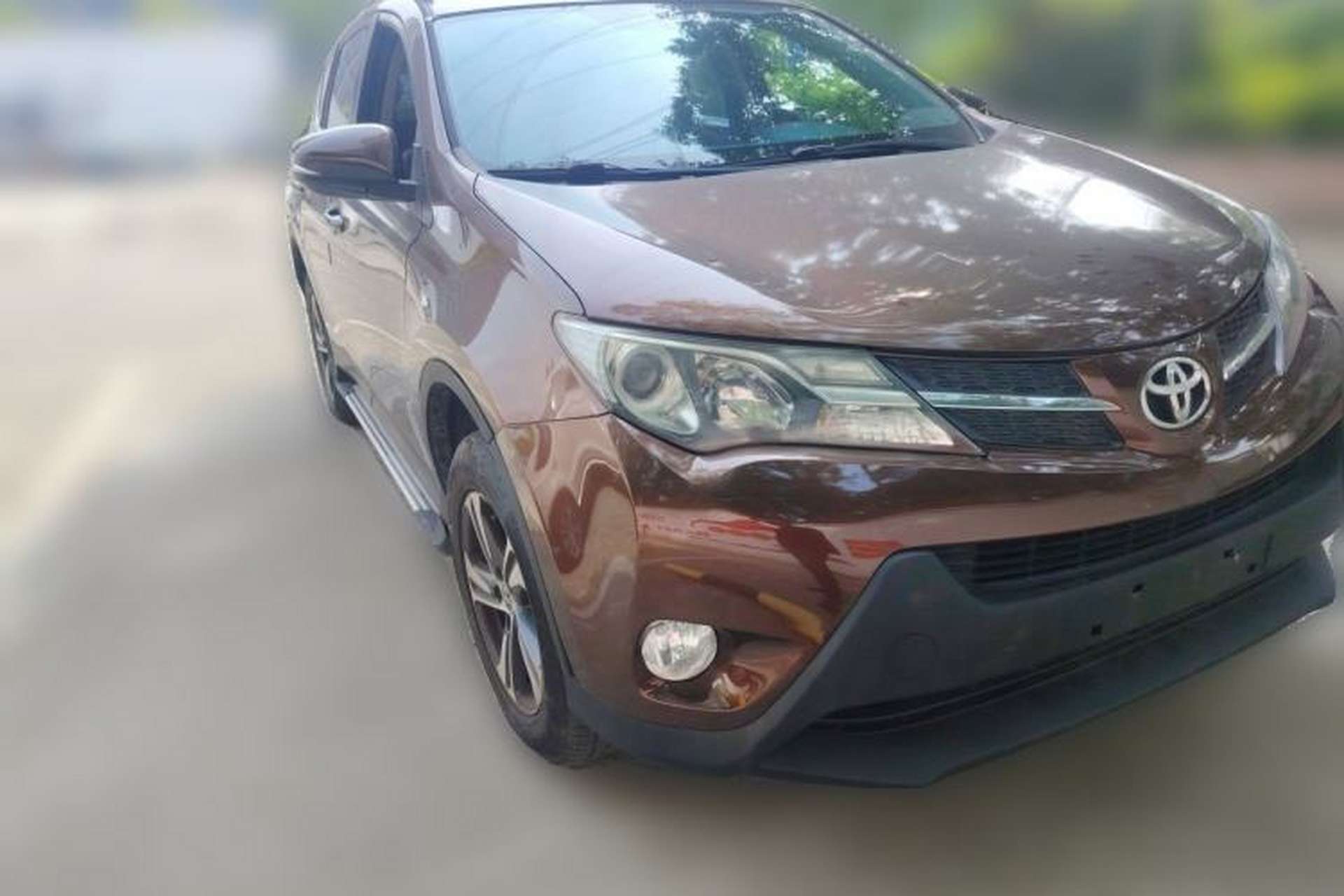 Used Toyota RAV4 2016 2.0L CVT Two-Wheel Drive Fashion Edition China V Standard Front Right 45 Deg