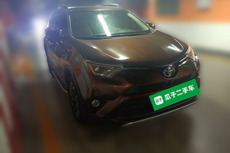 Used Toyota RAV4 2016 2.5L Automatic 4x4 Elite Edition Front Right 45 Deg