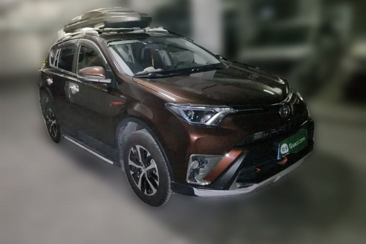 Used Toyota RAV4 2016 2.0L CVT Two-Wheel Drive Comfort Edition China V Standard Front Right 45 Deg
