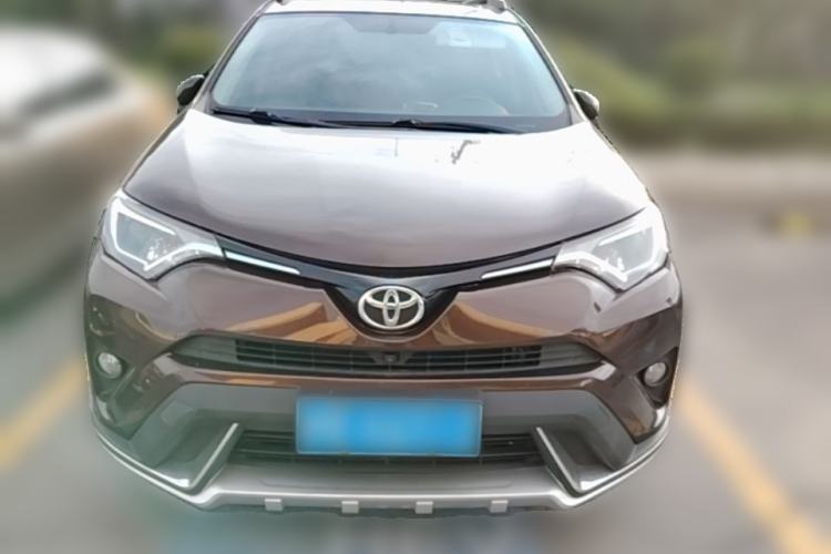Used Toyota RAV4 2016 2.0L CVT Two-Wheel Drive Fashion Edition China V Standard Front