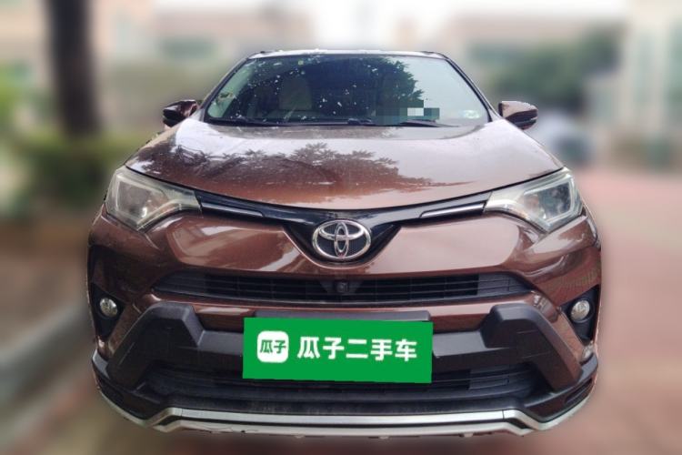 Used Toyota RAV4 2016 2.0L CVT Two-Wheel Drive Fashion Edition China V Standard Front