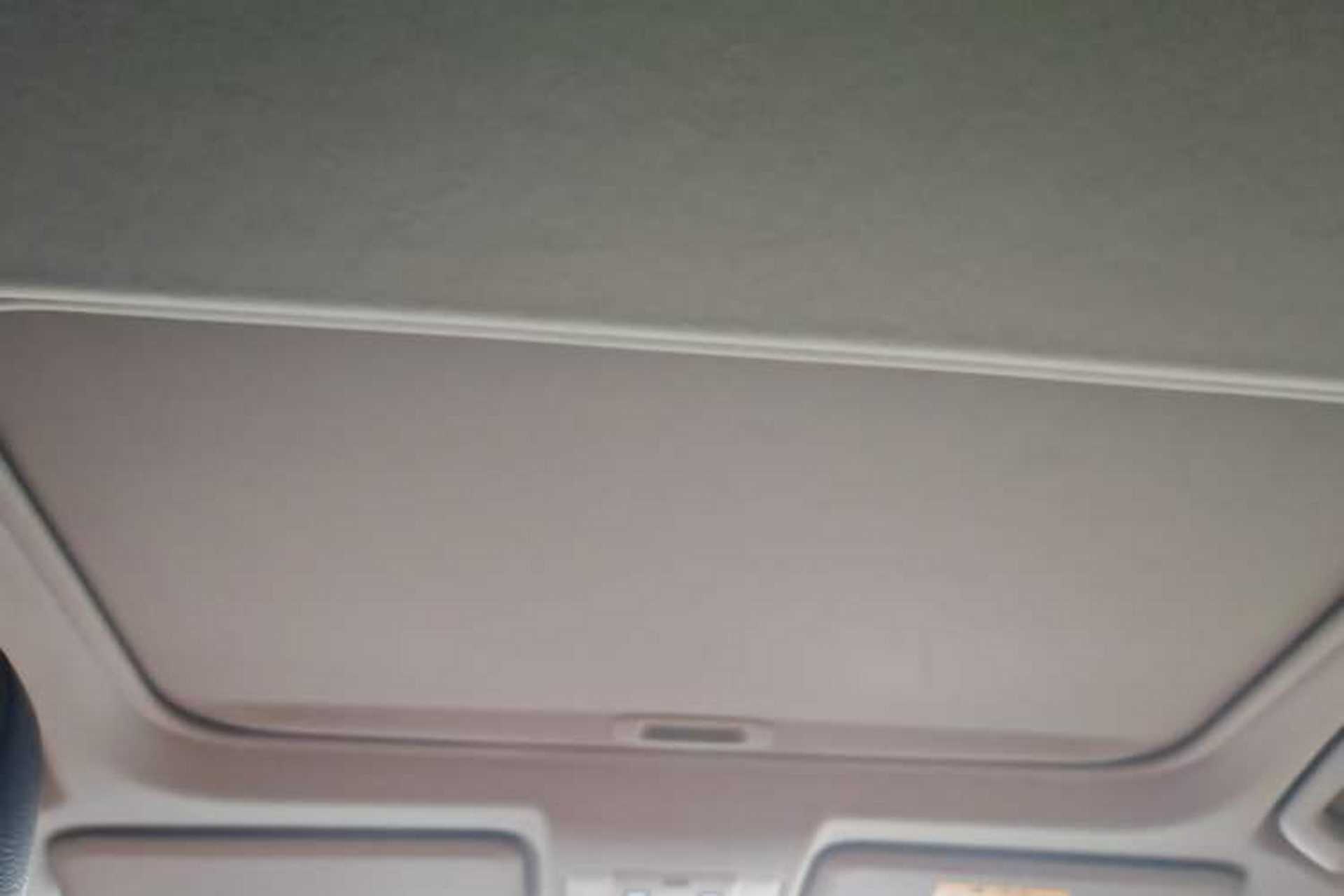Used Toyota RAV4 2016 2.0L CVT Two-Wheel Drive Fashion Edition China V Standard Headliner