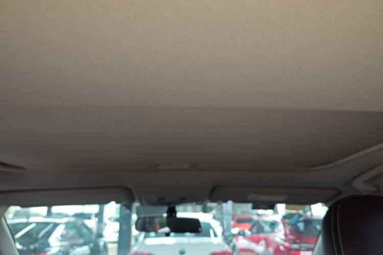 Used Toyota RAV4 2016 2.0L CVT Two-Wheel Drive Fashion Edition China V Standard Headliner