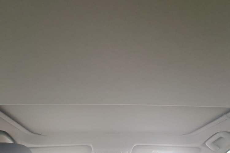 Used Toyota RAV4 2016 2.0L CVT Two-Wheel Drive Fashion Edition China V Standard Headliner