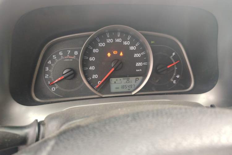 Used Toyota RAV4 2016 2.0L CVT Two-Wheel Drive Fashion Edition China V Standard Instrument Cluster