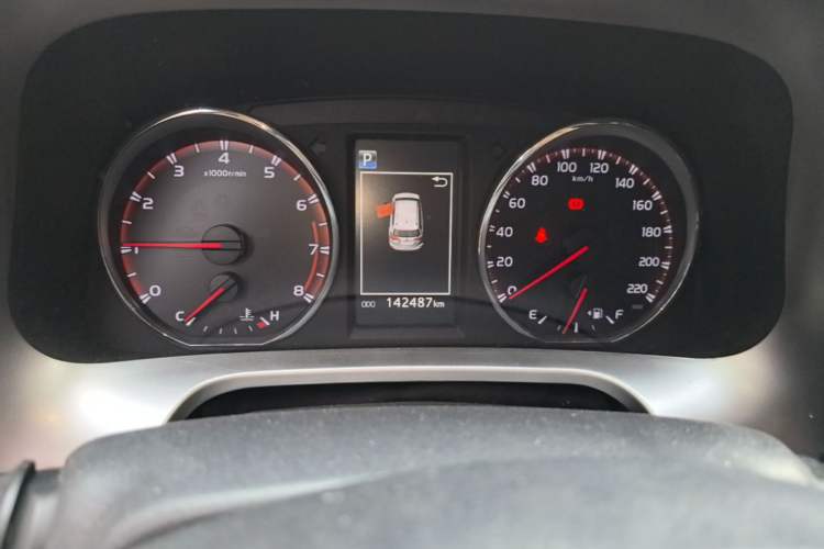 Used Toyota RAV4 2016 2.5L Automatic 4x4 Elite Edition Instrument Cluster
