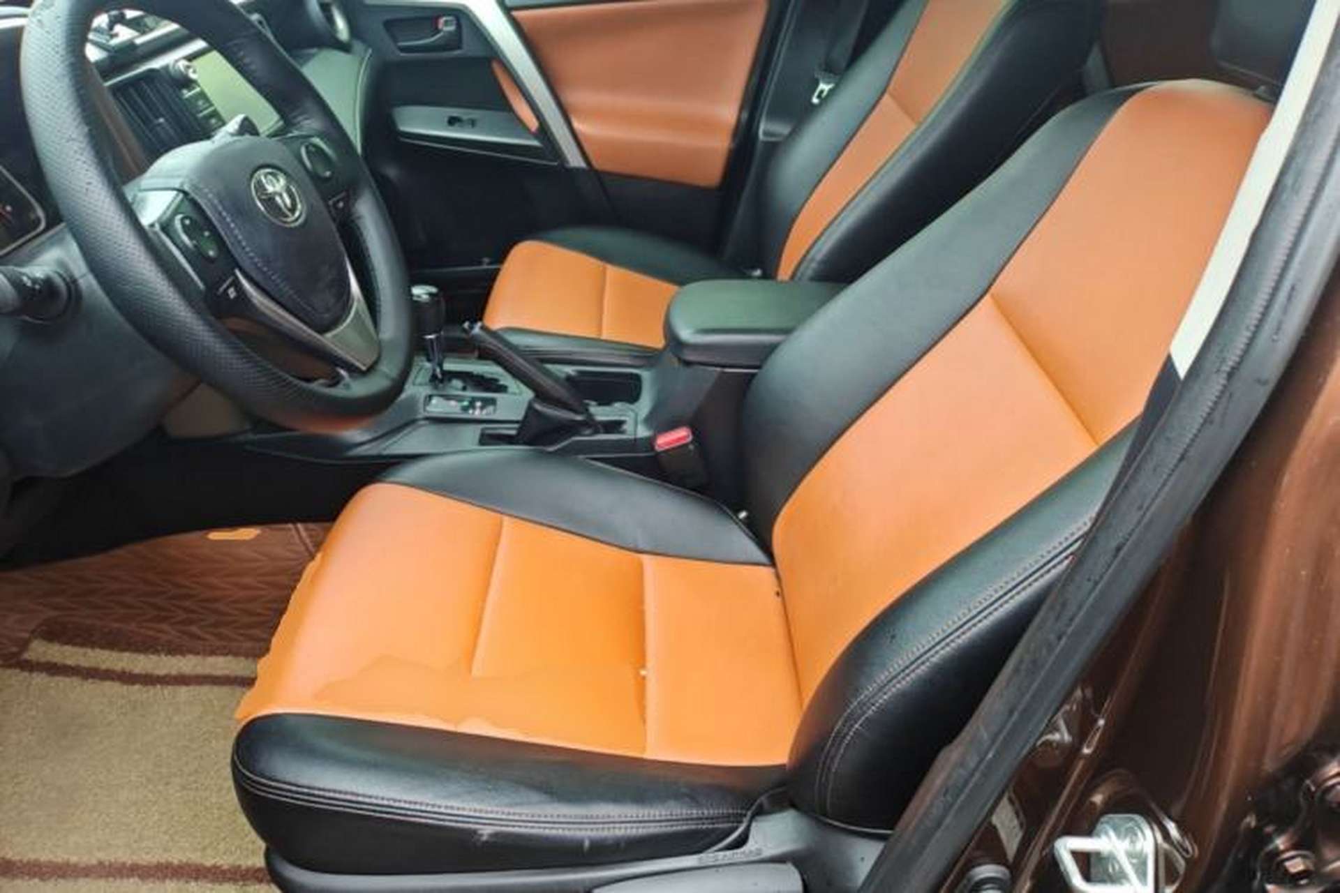 Used Toyota RAV4 2016 2.0L CVT Two-Wheel Drive Fashion Edition China V Standard Left Front Seat
