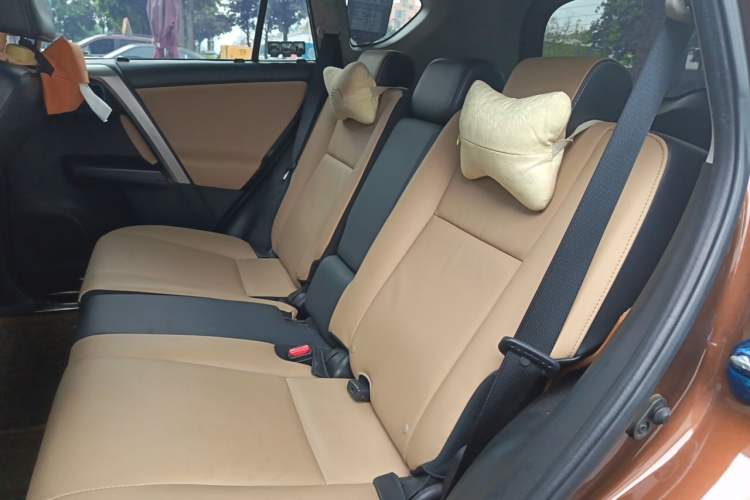 Used Toyota RAV4 2016 2.5L Automatic 4x4 Elite Edition Left Rear Seat