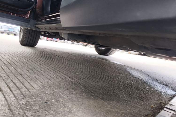 Used Toyota RAV4 2016 2.0L CVT Two-Wheel Drive Fashion Edition China V Standard Left Side Sill