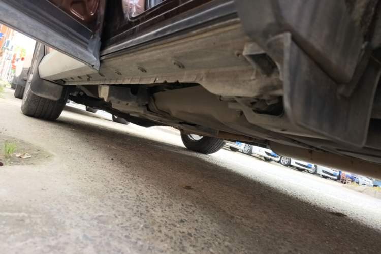 Used Toyota RAV4 2016 2.5L Automatic 4x4 Elite Edition Left Side Sill