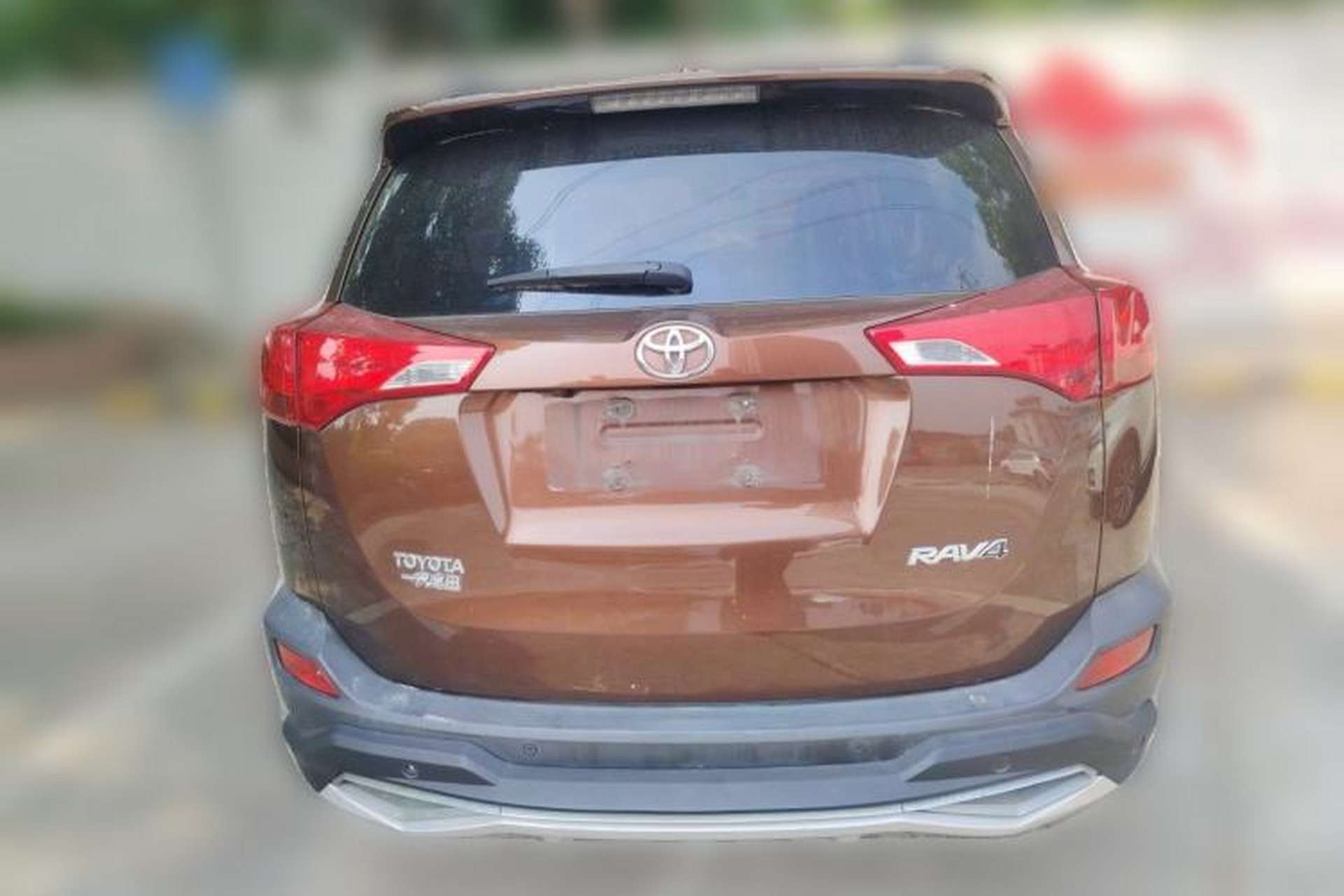 Used Toyota RAV4 2016 2.0L CVT Two-Wheel Drive Fashion Edition China V Standard Rear