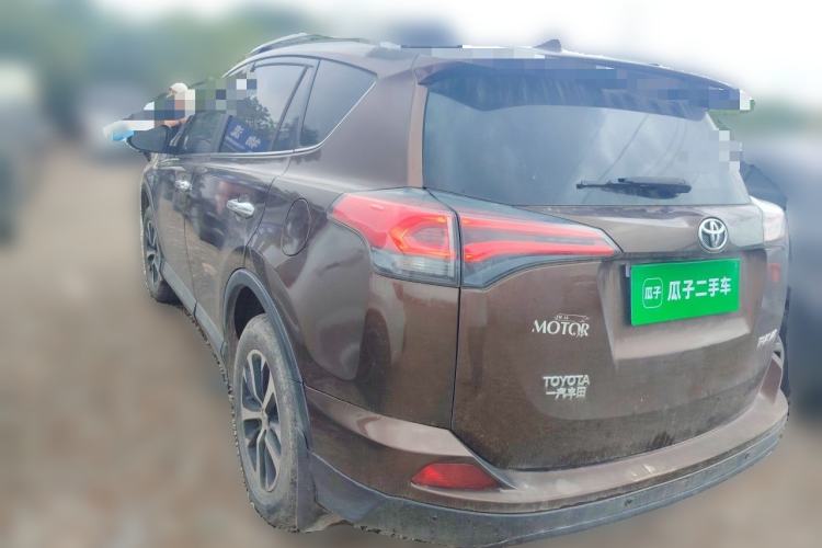 Used Toyota RAV4 2016 2.0L CVT Two-Wheel Drive Fashion Edition China V Standard Rear Left 45 Deg