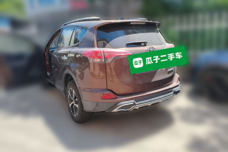Used Toyota RAV4 2016 2.0L CVT Two-Wheel Drive Fashion Edition China V Standard Rear Left 45 Deg