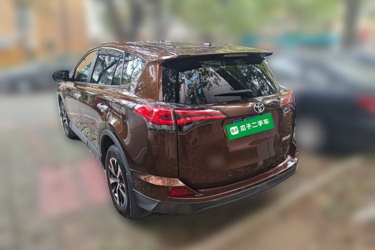 Used Toyota RAV4 2016 2.0L CVT Two-Wheel Drive Fashion Edition China V Standard Rear Left 45 Deg