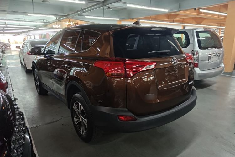 Used Toyota RAV4 2016 2.0L CVT Two-Wheel Drive Urban Edition China V Standard Rear Left 45 Deg