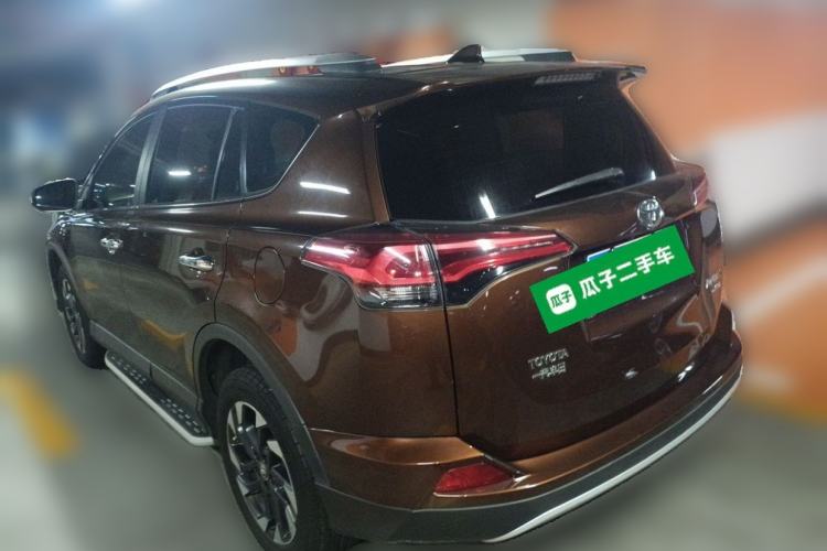 Used Toyota RAV4 2016 2.5L Automatic 4x4 Elite Edition Rear Left 45 Deg