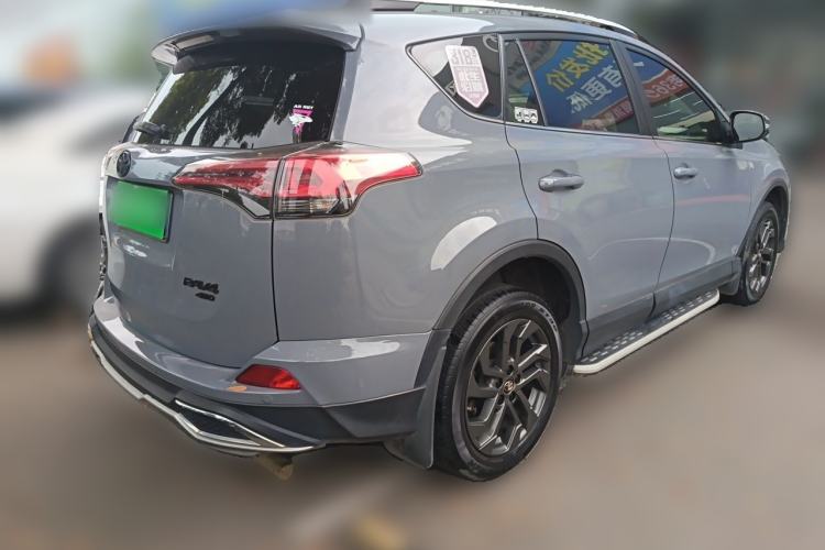 Used Toyota RAV4 2016 2.5L Automatic 4x4 Elite Edition Rear Right 45 Deg