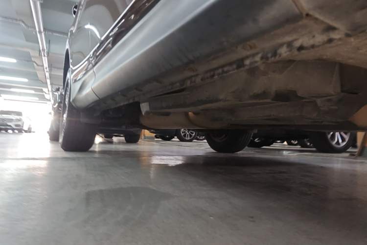 Used Toyota RAV4 2016 2.0L CVT Two-Wheel Drive Urban Edition China V Standard Right Side Sill
