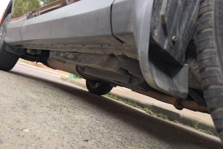 Used Toyota RAV4 2016 2.5L Automatic 4x4 Elite Edition Right Side Sill