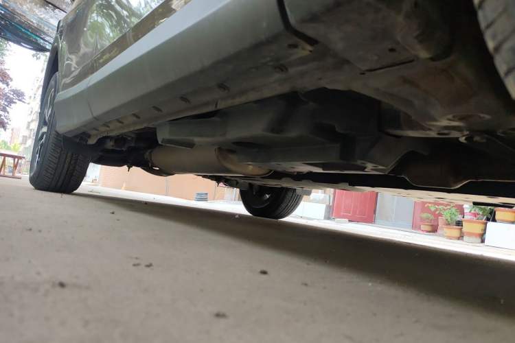 Used Toyota RAV4 2016 2.0L CVT Two-Wheel Drive Fashion Edition China V Standard Chassis Front Right