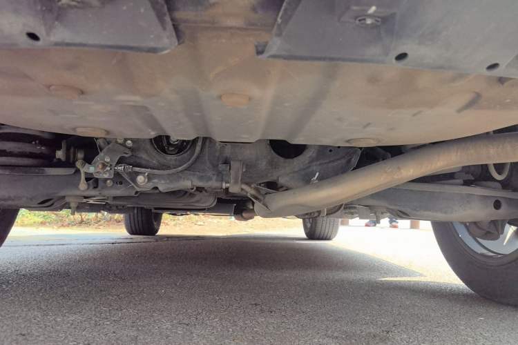Used Toyota RAV4 2016 2.5L Automatic 4x4 Elite Edition Chassis Rear