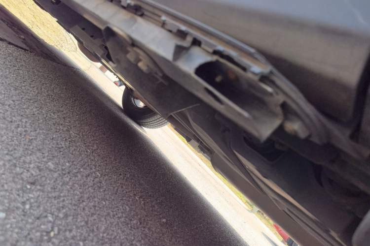 Used Toyota RAV4 2016 2.5L Automatic 4x4 Elite Edition Chassis Rear Left