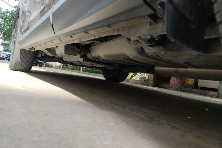 Used Toyota RAV4 2016 2.0L CVT Two-Wheel Drive Fashion Edition China V Standard Chassis Rear Left