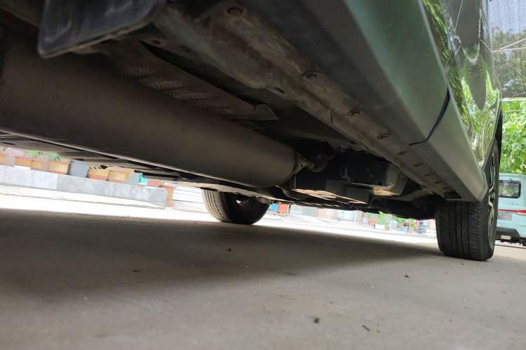 Used Toyota RAV4 2016 2.0L CVT Two-Wheel Drive Fashion Edition China V Standard Chassis Rear Right