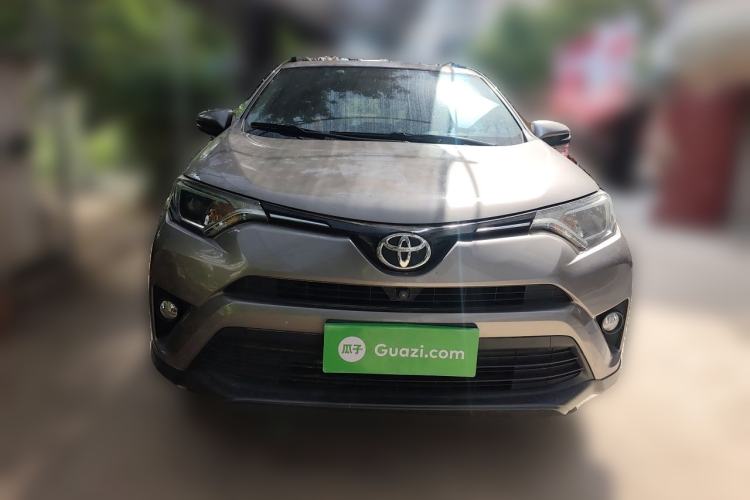 Used Toyota RAV4 2016 2.0L CVT Two-Wheel Drive Fashion Edition China V Standard Front