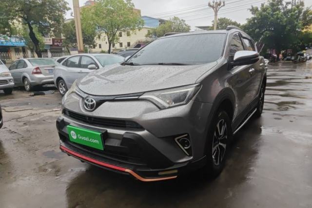 Used Toyota RAV4 2016 2.0L CVT Two-Wheel Drive Fashion Edition China V Standard