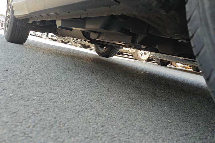 Used Toyota RAV4 2016 2.0L CVT Two-Wheel Drive Comfort Edition China V Standard Chassis Front Right