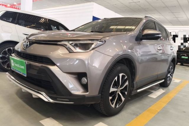 Used Toyota RAV4 2016 2.0L CVT Two-Wheel Drive Fashion Edition China V Standard