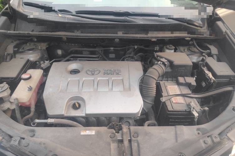 Used Toyota RAV4 2016 2.0L CVT Two-Wheel Drive Fashion Edition China V Standard Engine Bay