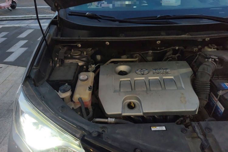 Used Toyota RAV4 2016 2.0L CVT Two-Wheel Drive Smart Edition China V Standard Engine Bay Right
