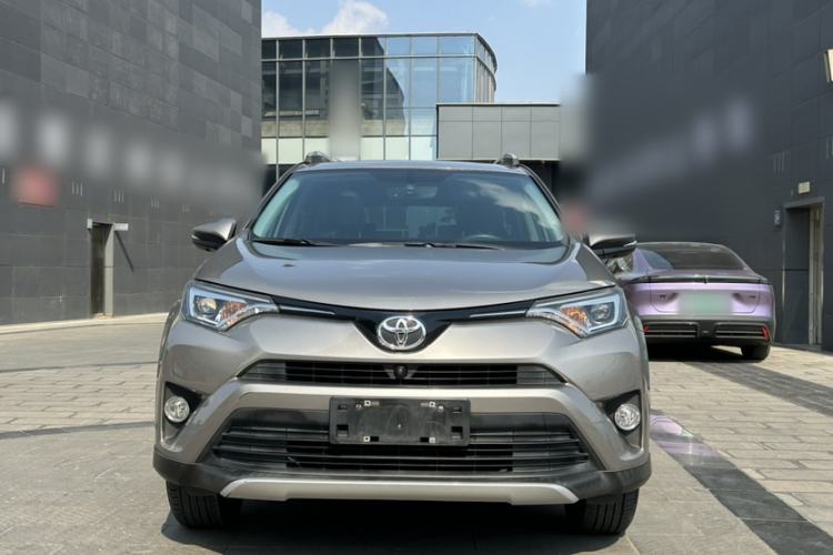 Used Toyota RAV4 2016 2.0L CVT Two-Wheel Drive Smart Edition China V Standard Exterior 1
