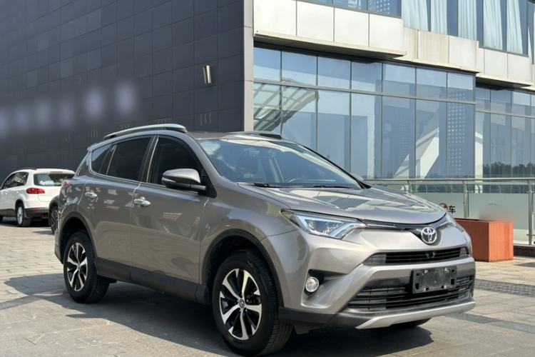 Used Toyota RAV4 2016 2.0L CVT Two-Wheel Drive Smart Edition China V Standard Exterior 2