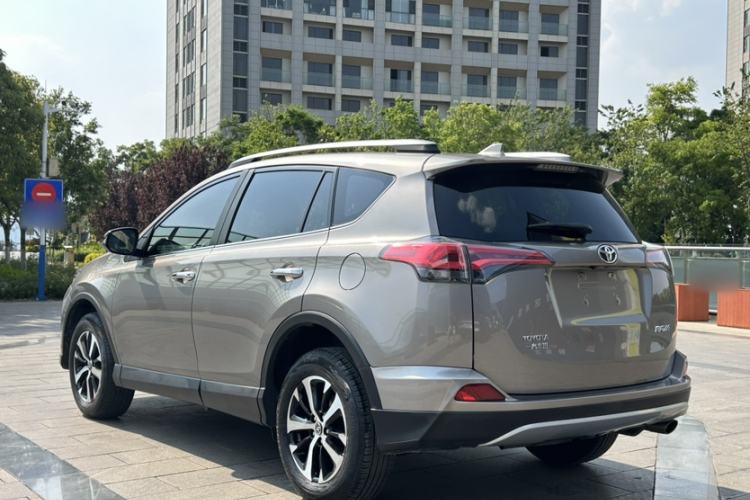 Used Toyota RAV4 2016 2.0L CVT Two-Wheel Drive Smart Edition China V Standard Exterior 4