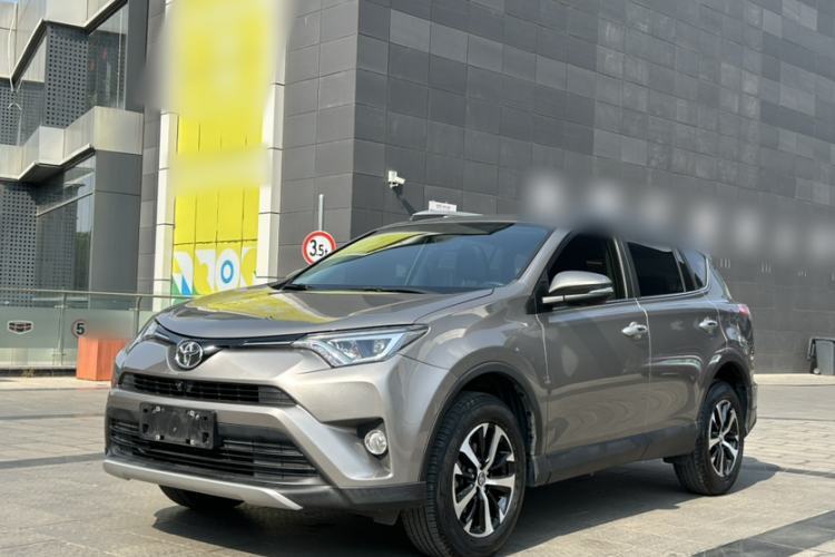 Used Toyota RAV4 2016 2.0L CVT Two-Wheel Drive Smart Edition China V Standard Guazi used car, China used car export, Used car for sale, Used cars, Cheapest cars for sale